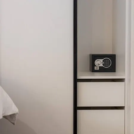 Drago 4* - 2 Minutes From The Town Centre *